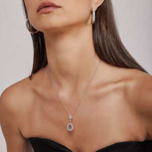 Sapphire Jewelry: Blue Sapphire Diamond Teardrop Pendant PE2602.1.19.09