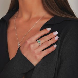 טבעות משובצות אבני חן: טבעת דיאנה אובל אמרלד יהלומים RI2710.1.19.08