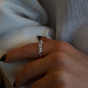 Women's Diamond Jewelry: 3 Row Half Eternity Diamond Ring RI1390.0.18.01
