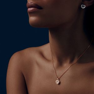 Diamond Necklaces and Pendants: Happy Diamonds Icons Heart Pendant 79A054-5201