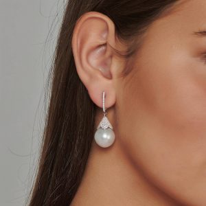 Outlet Earrings: עגילי פנינה ויהלומים תלויים EA6031.1.19.15