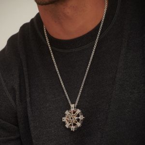 Diamond Necklaces and Pendants: Star Of David Compass Diamonds Pendant EC271RB