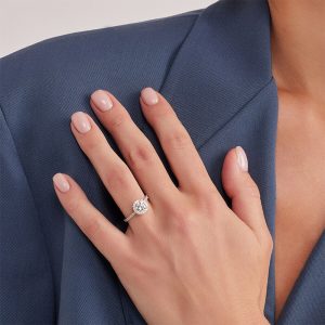 Engagement Rings: Halo Diamond Engagement Ring - 1 Carat RI0058.1.16.01