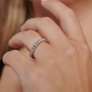 תכשיטי יהלומים לאישה: טבעת איטרניטי יהלומים - 0.026 RI1002.1.13.01